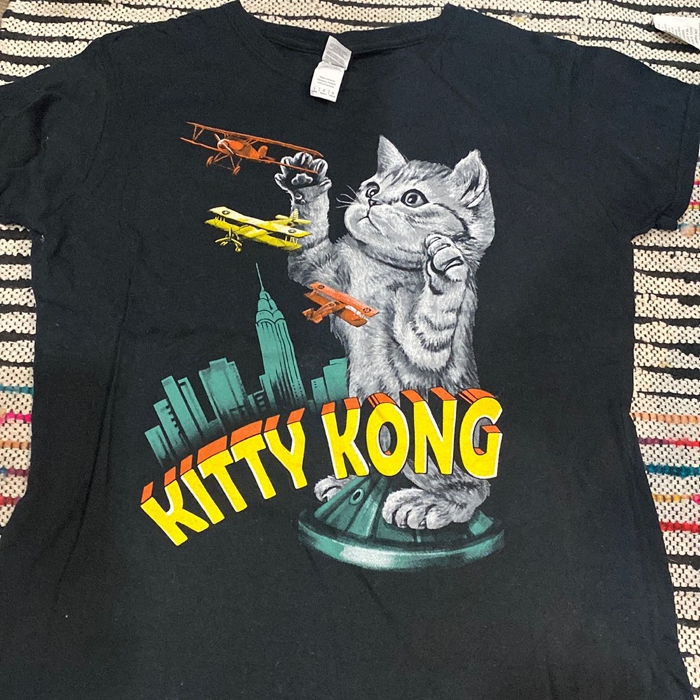 Kitty Kong T Shirt women’s Large